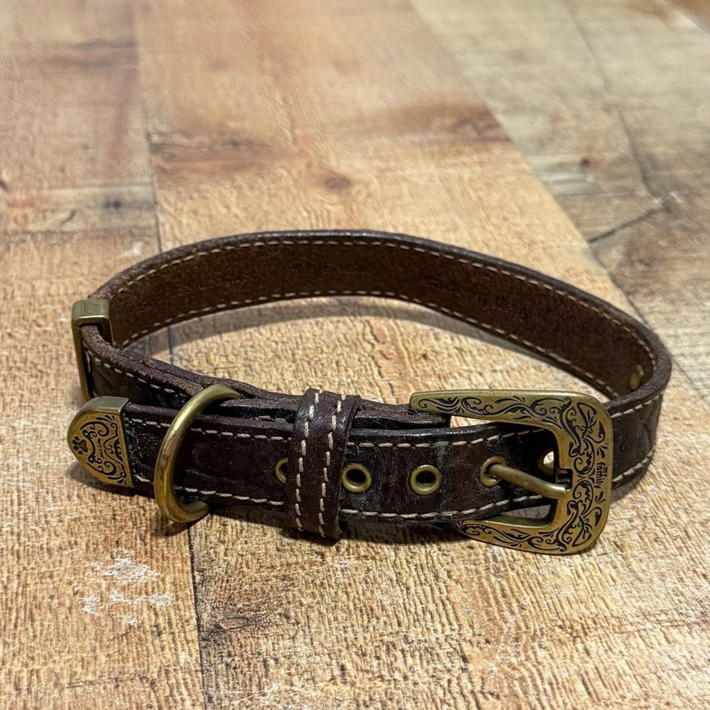 myfamily El Paso Genuine Embossed Italian Leather Dog Collar, Brown